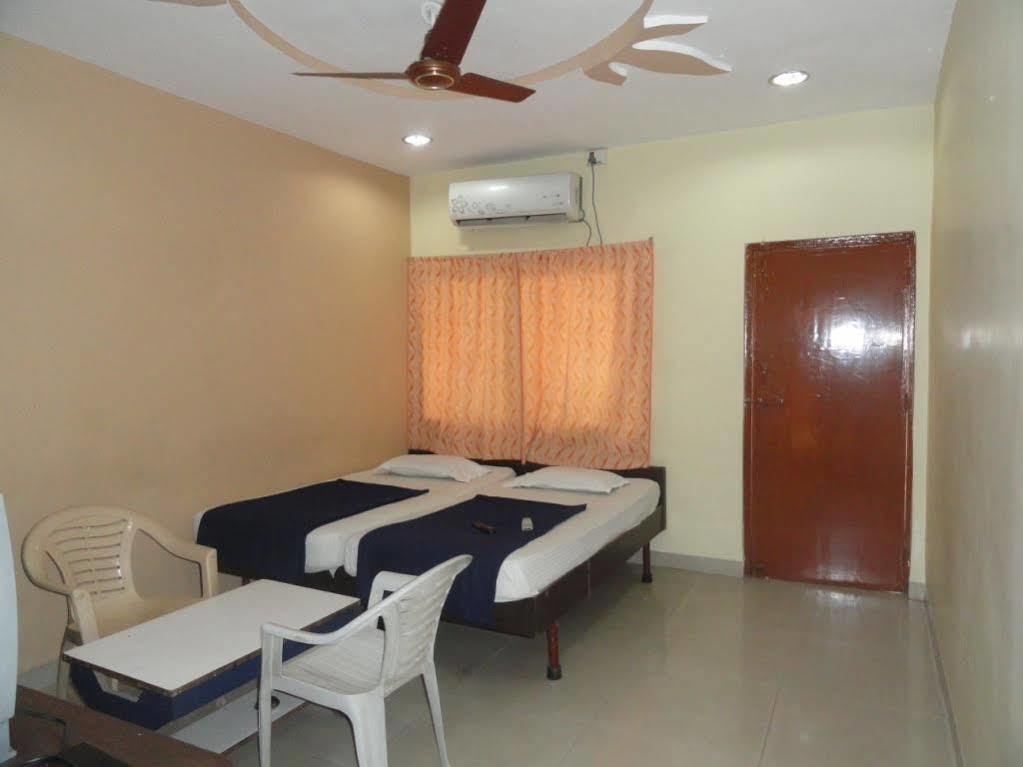 Hotel New Samrat Aurangabad  Exterior photo